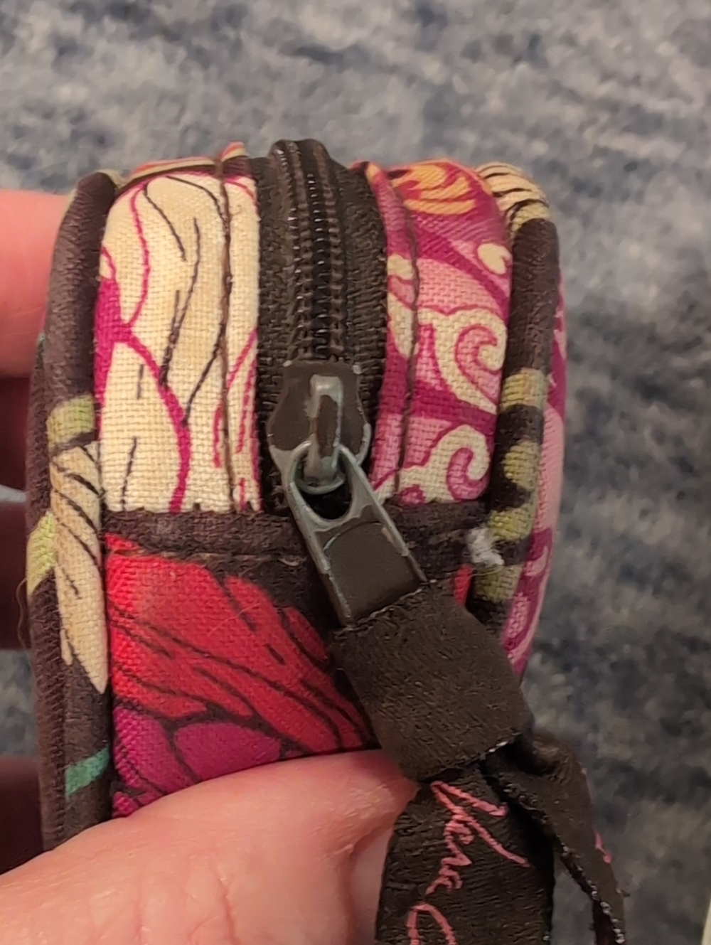 Vera Bradley Retired Mod Floral Print Medicine Pouch (No Plastic Part) - Picture 7 of 7